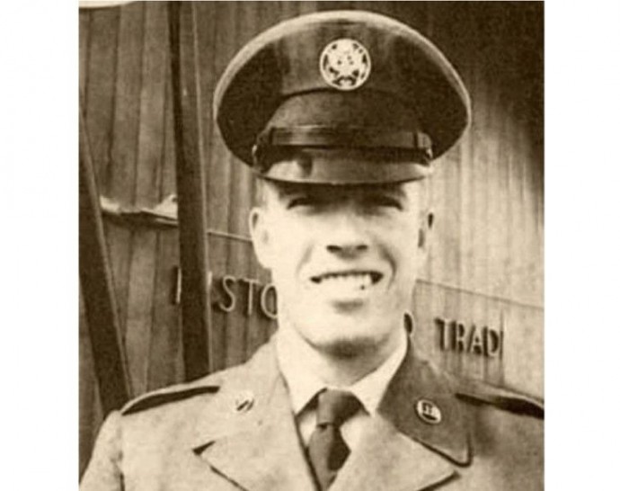 chuck-norris-in-the-u.s.-air-force-1958-728x576