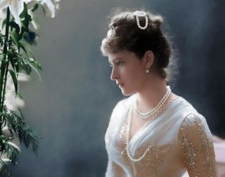 colorized-photo-of-the-grand-duchess-elizabeth-feodorovna-1887-728x576